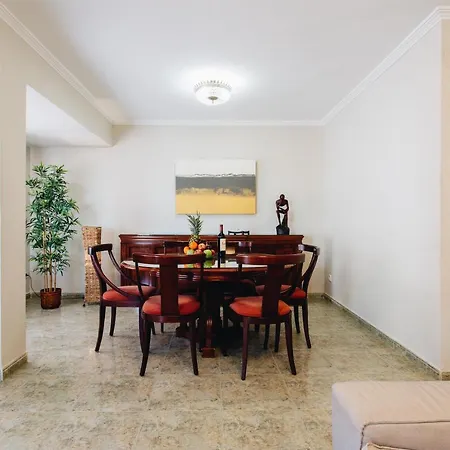 Exclusive 3 Bedroom Beach *