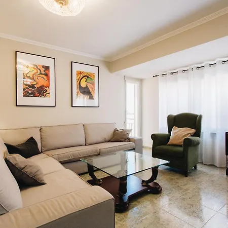 Exclusive 3 Bedroom Beach Apartment